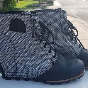 Sorel Wedge Boots